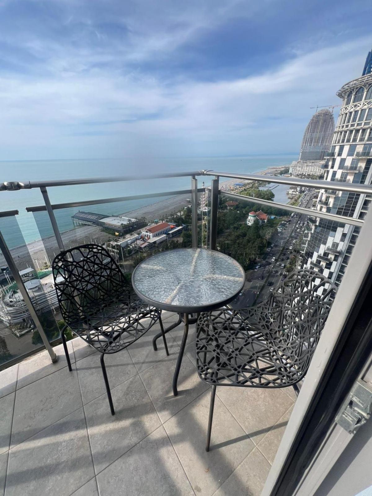 Seaview Panoramic Apartments Orbi Sea Towers Batumi Esterno foto